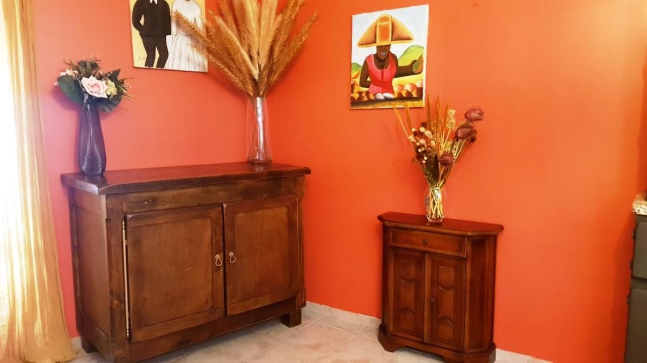 Petit Patio En Centre Ville Ним Экстерьер фото