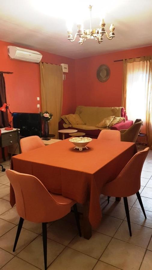 Petit Patio En Centre Ville Ним Экстерьер фото