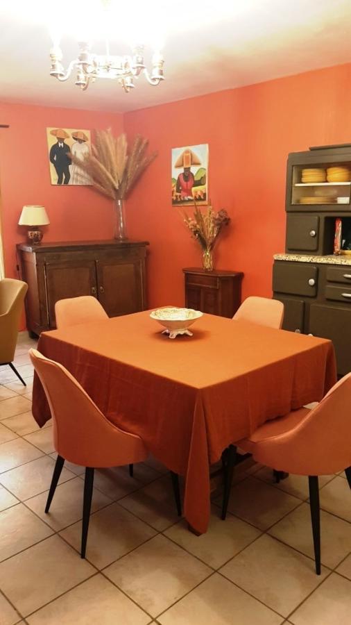 Petit Patio En Centre Ville Ним Экстерьер фото